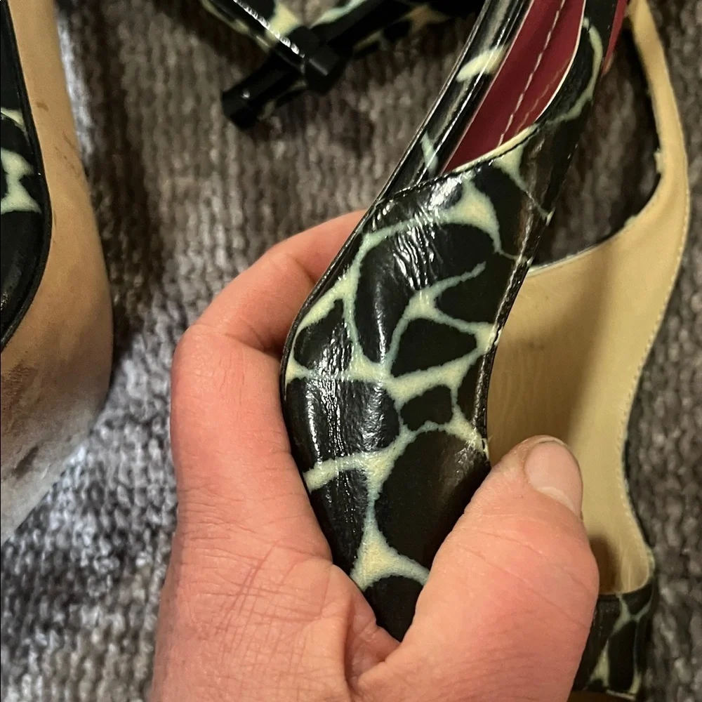 Kate Spade Giraffe Print Black and Cream Slingback Peep Toe Heels 9